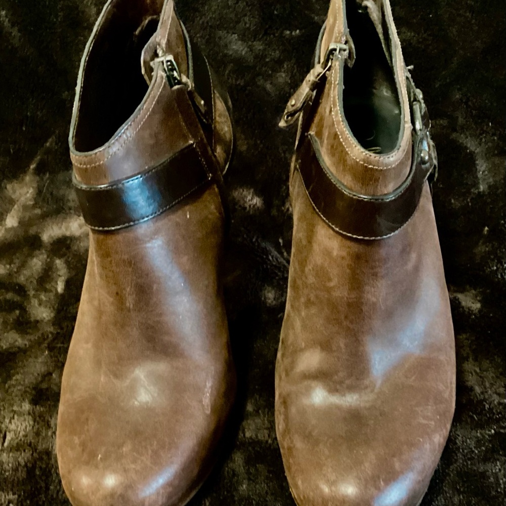 Cole Haan Brown Leather Ankle Boots